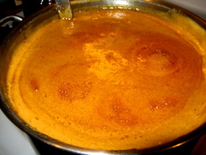 Carmelizing Honey for a batch of Bochet Mead. Details at BardicBrews.net.